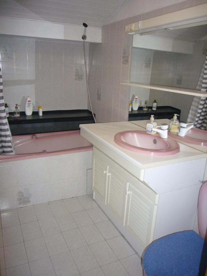 Zimmer Mit Fruehstueck Challes-les-Eaux Exterior foto