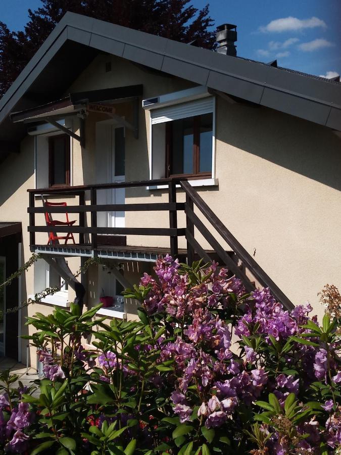 Zimmer Mit Fruehstueck Challes-les-Eaux Exterior foto